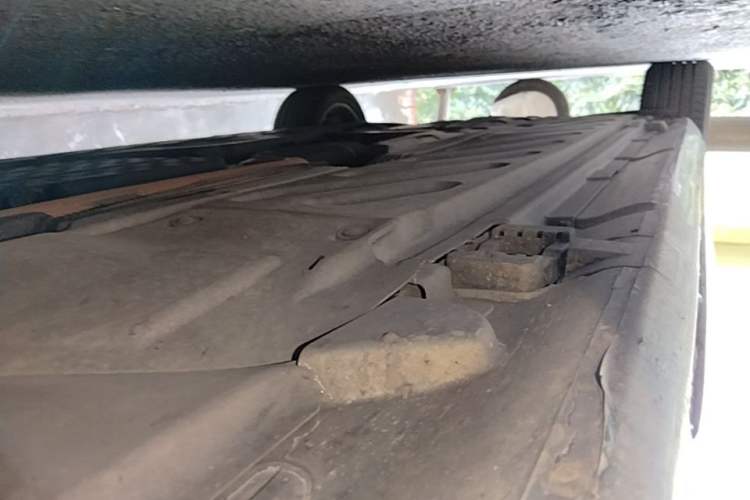 Used Mercedes-Benz C-Class 2017 C 200 Sport Edition Right Side Sill