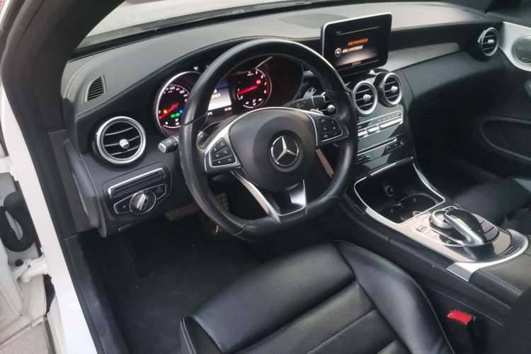 Used Mercedes-Benz C-Class 2017 C 200 4MATIC Coupe Steering Wheel