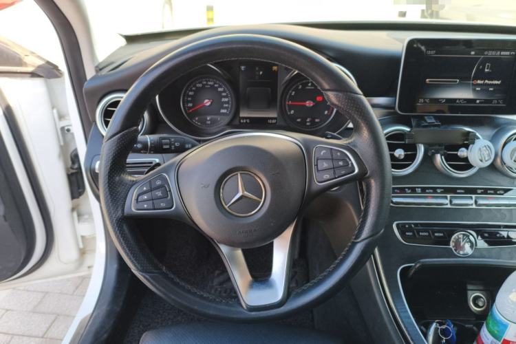 Used Mercedes-Benz C-Class 2017 Facelift C 200 Station Wagon Steering Wheel