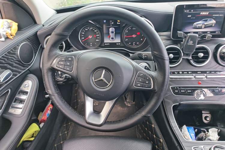 Used Mercedes-Benz C-Class 2017 Restyled C 180 L Fashion Edition Sport Version Steering Wheel