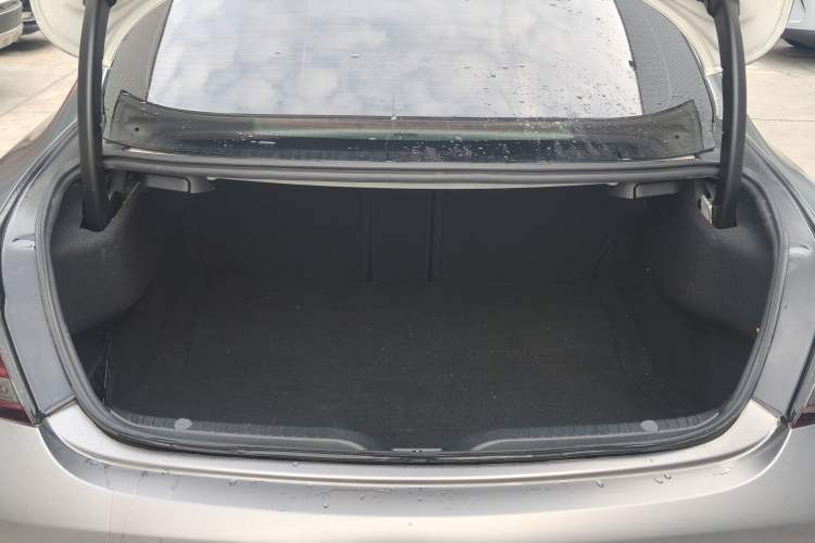 Used Mercedes-Benz C-Class 2017 C 200 4MATIC Coupe Trunk