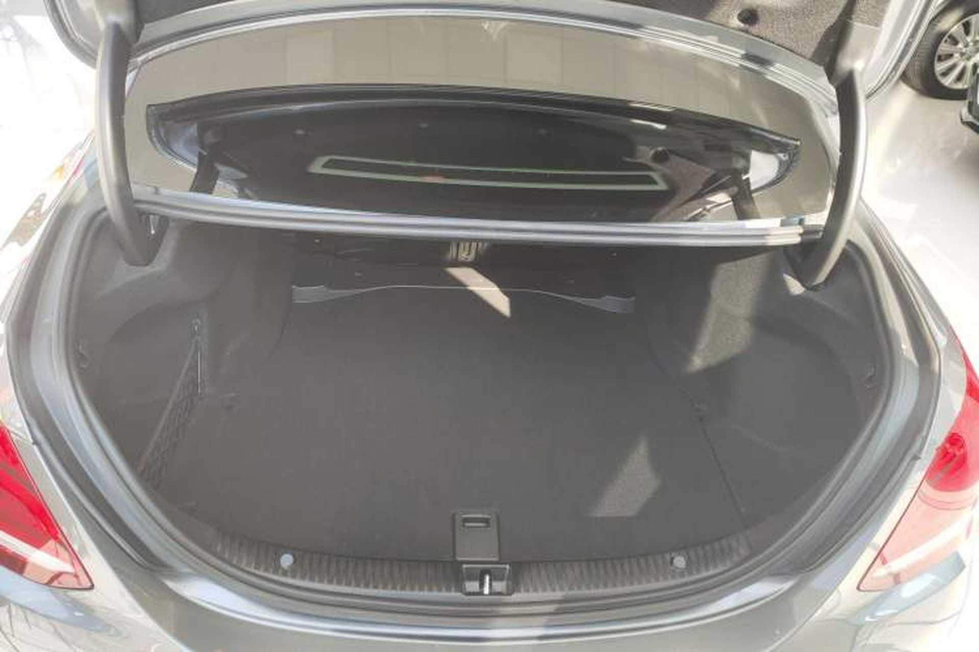 Used Mercedes-Benz C-Class 2017 Facelift C 200 L Sport Edition Trunk