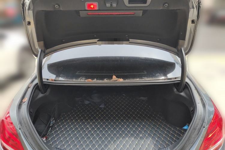 Used Mercedes-Benz C-Class 2017 Facelift C 200 L Sport Edition Trunk