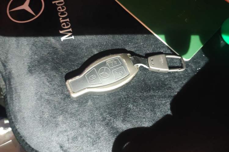 Used Mercedes-Benz C-Class 2017 C 200 L Sport Edition Vehicle Key