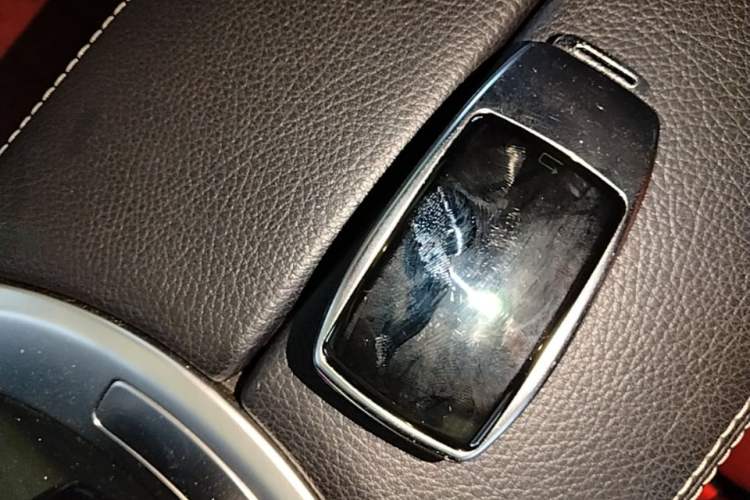 Used Mercedes-Benz C-Class 2017 C 200 Sport Edition Vehicle Key
