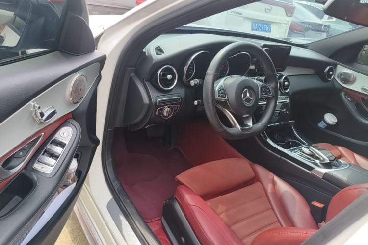 Used Mercedes-Benz C-Class 2017 Restyled C 200 Sport Edition Driver Seat