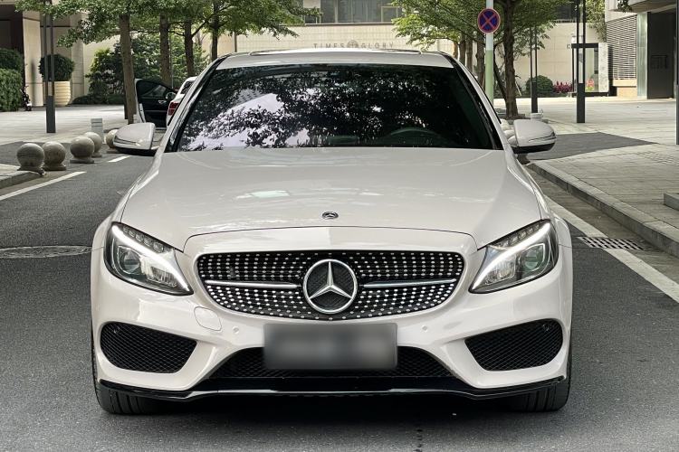 Used Mercedes-Benz C-Class 2017 Restyled C 200 Sport Edition Exterior 3