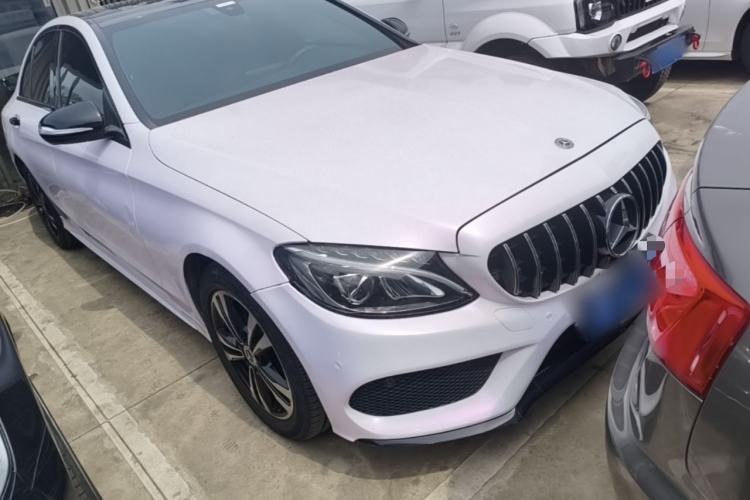 Used Mercedes-Benz C-Class 2017 Restyled C 200 Sport Edition Front Right 45 Deg
