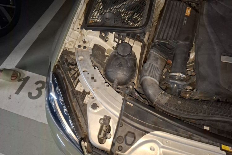 Used Mercedes-Benz C-Class 2017 Facelift C 200 Coupe Engine Bay Right