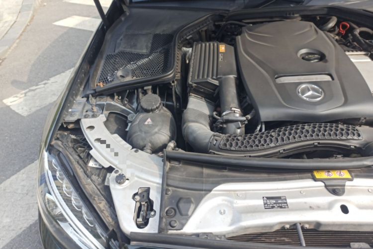 Used Mercedes-Benz C-Class 2017 Restyled C 180 L Fashion Edition Sport Version Engine Bay Right