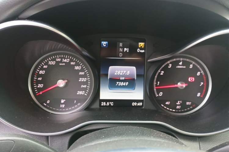 Used Mercedes-Benz C-Class 2017 Restyled C 200 Sport Edition Instrument Cluster