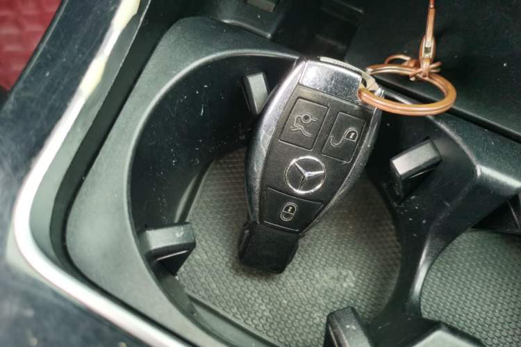 Used Mercedes-Benz C-Class 2017 Facelift C 200 Coupe Interior 1