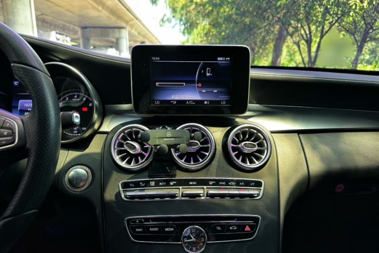 Used Mercedes-Benz C-Class 2017 Restyled C 180 L Fashion Edition Sport Version Interior 3