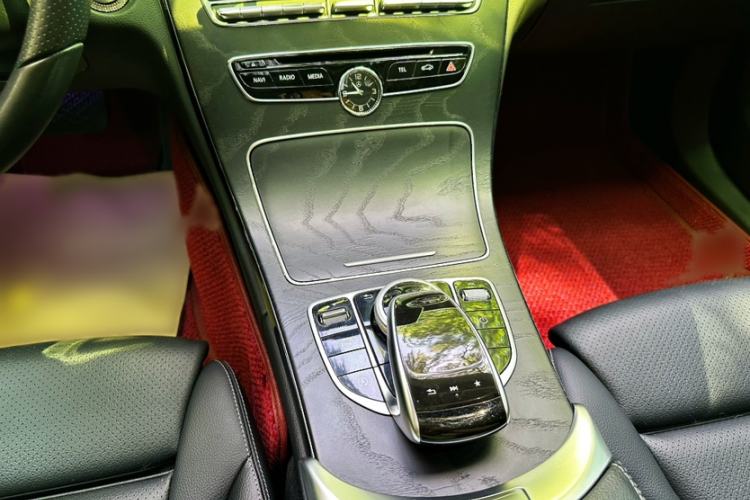Used Mercedes-Benz C-Class 2017 Restyled C 180 L Fashion Edition Sport Version Interior 4