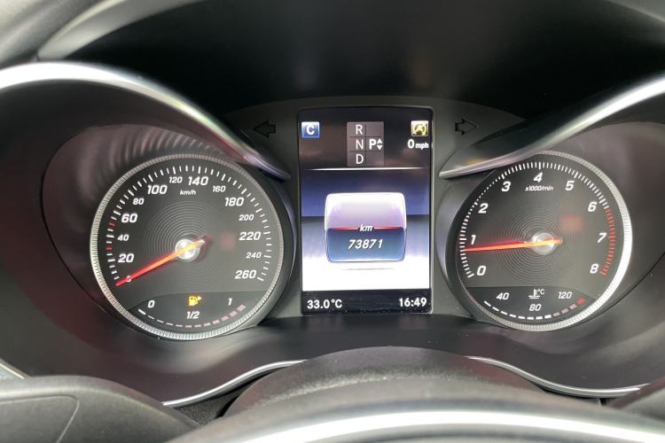 Used Mercedes-Benz C-Class 2017 Restyled C 200 Sport Edition Interior 5