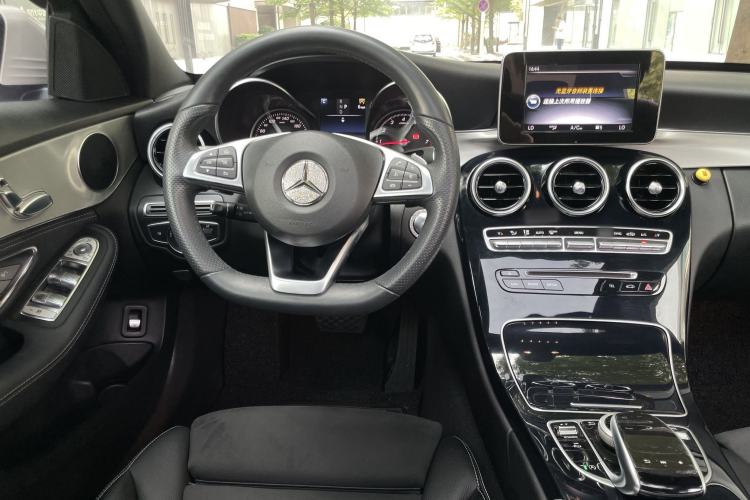 Used Mercedes-Benz C-Class 2017 Restyled C 200 Sport Edition Interior 8