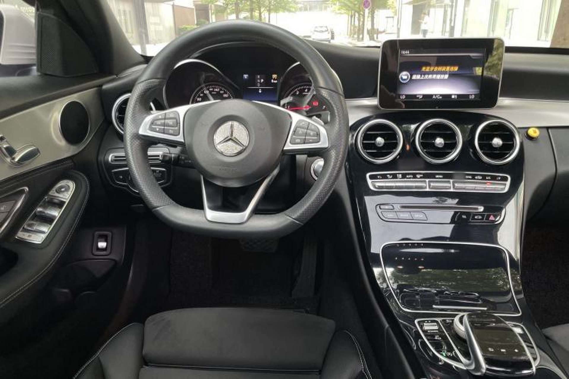 Used Mercedes-Benz C-Class 2017 Restyled C 200 Sport Edition Interior 8