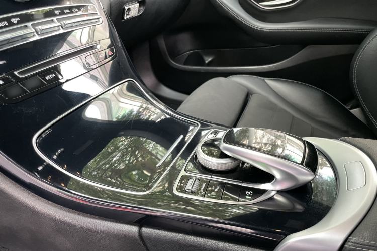 Used Mercedes-Benz C-Class 2017 Restyled C 200 Sport Edition Interior 9