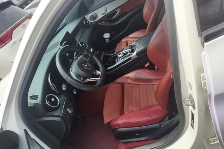 Used Mercedes-Benz C-Class 2017 Restyled C 200 Sport Edition Left Front Seat