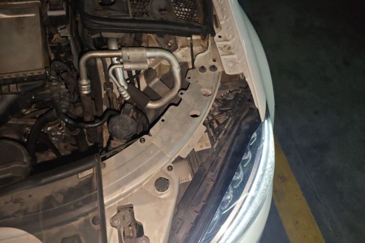 Used Mercedes-Benz C-Class 2017 C 200 Sport Edition Engine Bay Left