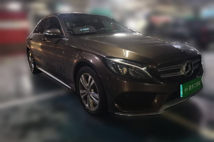 Used Mercedes-Benz C-Class 2017 Facelift C 200 L Sport Edition Front Right 45 Deg