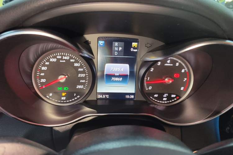 Used Mercedes-Benz C-Class 2017 Restyled C 200 Sport Edition Instrument Cluster