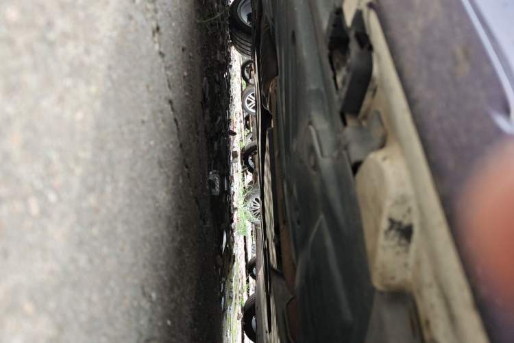Used Mercedes-Benz C-Class 2017 C 200 station wagon Chassis Front Right