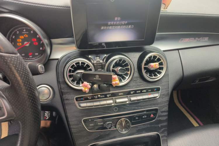 Used Mercedes-Benz C-Class 2017 C 200 L Sport Edition Audio And AC Panel