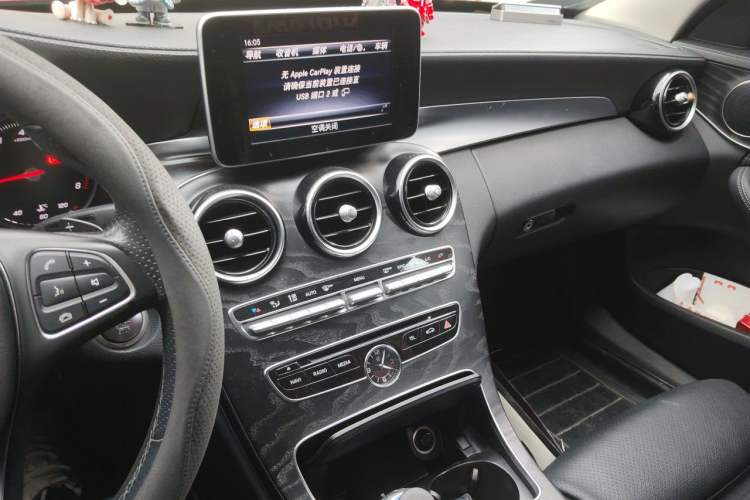 Used Mercedes-Benz C-Class 2017 Restyled C 180 L Fashion Edition Sport Version Audio And AC Panel