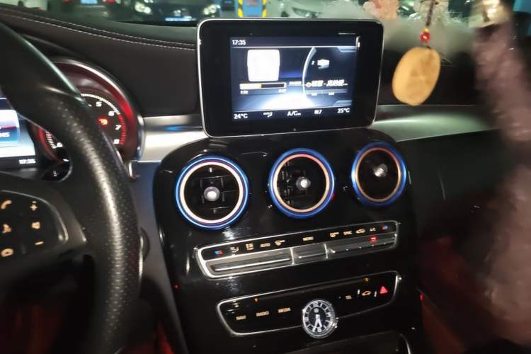 Used Mercedes-Benz C-Class 2017 Facelift C 200 L Sport Edition Audio And AC Panel