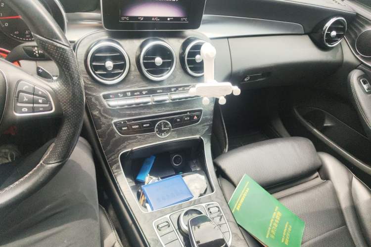 Used Mercedes-Benz C-Class 2017 Restyled C 180 L Fashion Edition Sport Version Audio And AC Panel