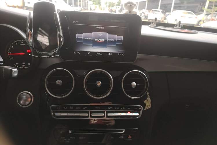 Used Mercedes-Benz C-Class 2017 Restyled C 200 Sport Edition Audio And AC Panel