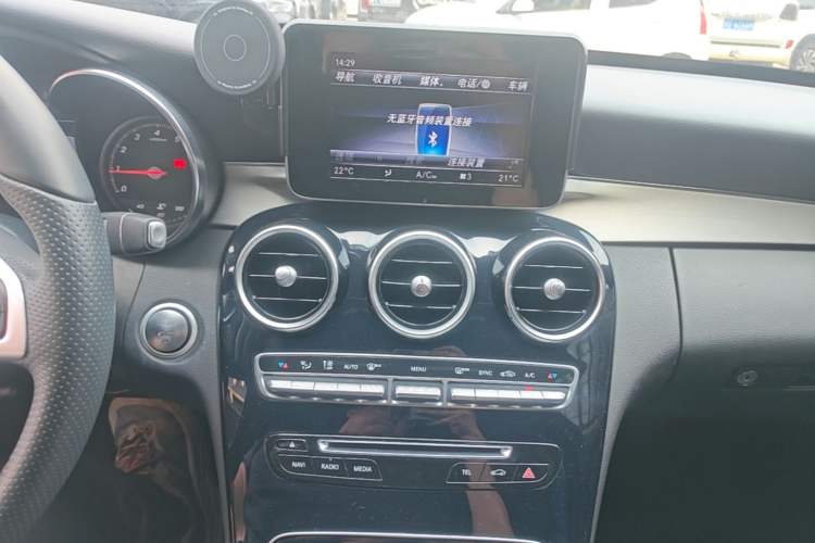 Used Mercedes-Benz C-Class 2017 Restyled C 200 Sport Edition Audio And AC Panel