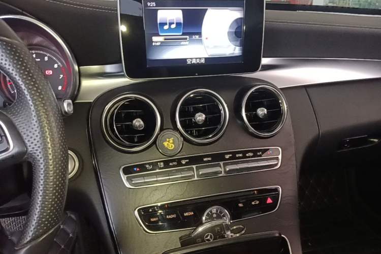 Used Mercedes-Benz C-Class 2017 C 180 L Sport Edition Audio And AC Panel