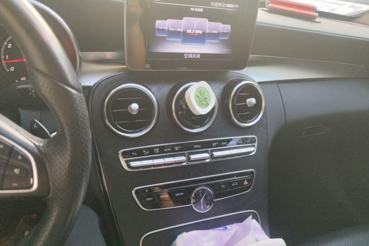 Used Mercedes-Benz C-Class 2017 Restyled C 180 L Fashion Edition Sport Version Audio And AC Panel