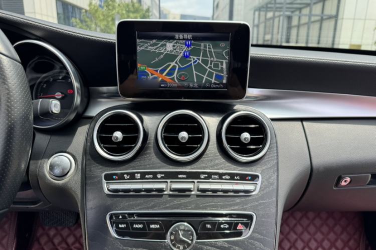 Used Mercedes-Benz C-Class 2017 Restyled C 180 L Fashion Edition Sport Version Audio And AC Panel