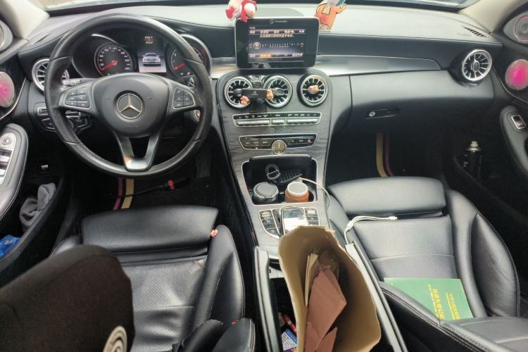 Used Mercedes-Benz C-Class 2017 C 200 L Sport Edition Center Console
