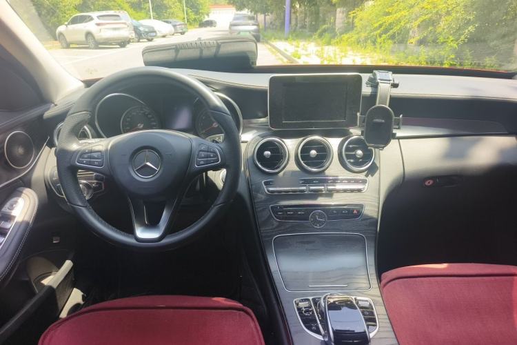 Used Mercedes-Benz C-Class 2017 Restyled C 180 L Fashion Edition Sport Version Center Console