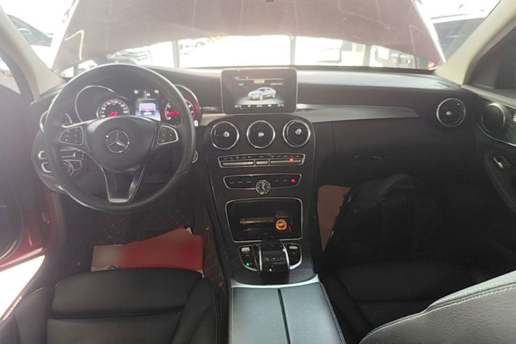 Used Mercedes-Benz C-Class 2017 C 200 L Sport Edition Center Console