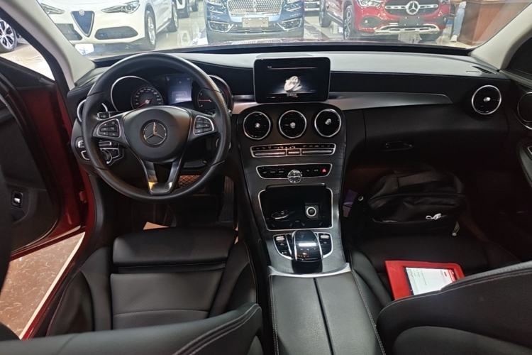 Used Mercedes-Benz C-Class 2017 C 180 L Sport Edition Center Console
