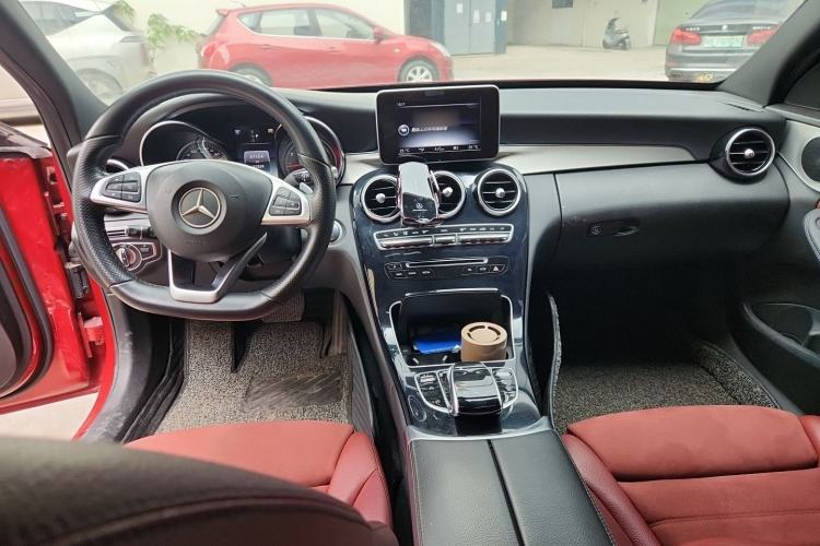 Used Mercedes-Benz C-Class 2017 C 200 Sport Edition Center Console