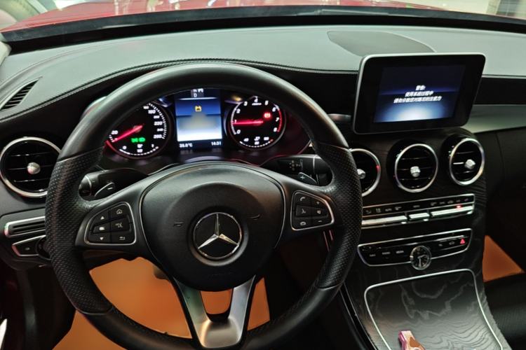 Used Mercedes-Benz C-Class 2017 C 200 L Sport Edition Center Console