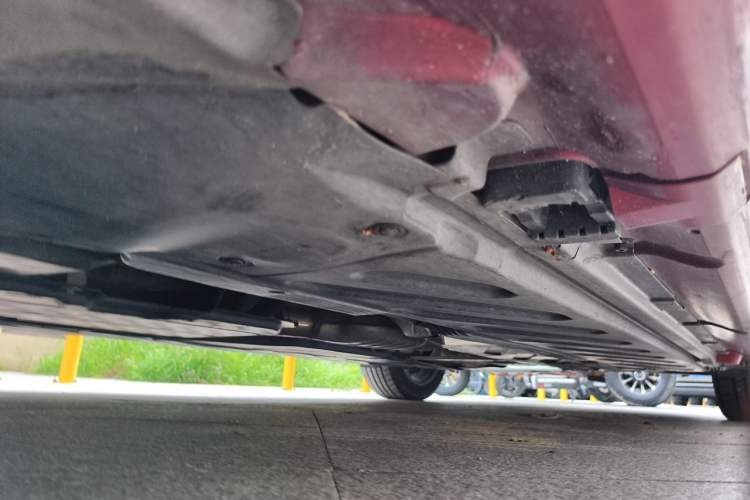 Used Mercedes-Benz C-Class 2017 C 200 Sport Edition Chassis Front Left