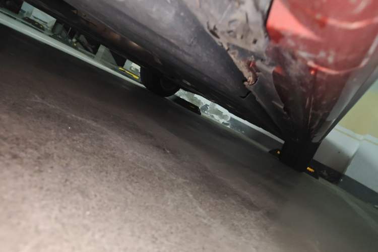 Used Mercedes-Benz C-Class 2017 Facelift C 200 L Chassis Front Left