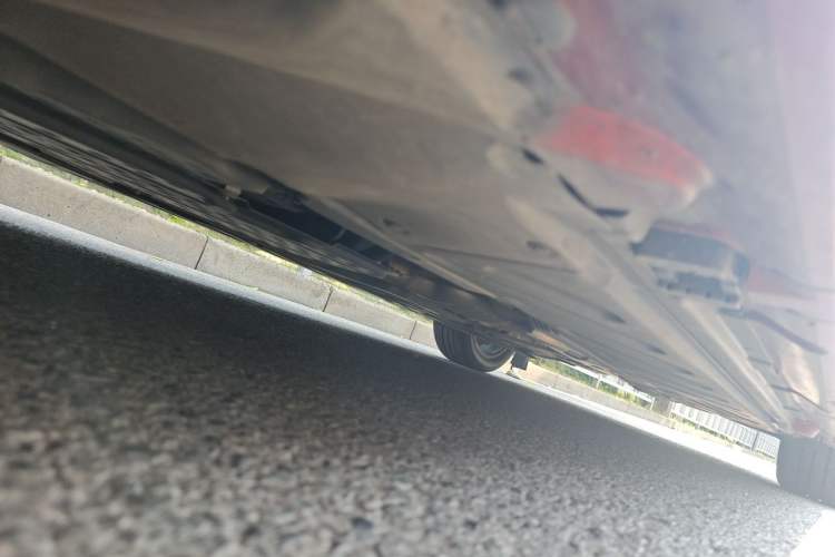 Used Mercedes-Benz C-Class 2017 C 200 Sport Edition Chassis Front Left