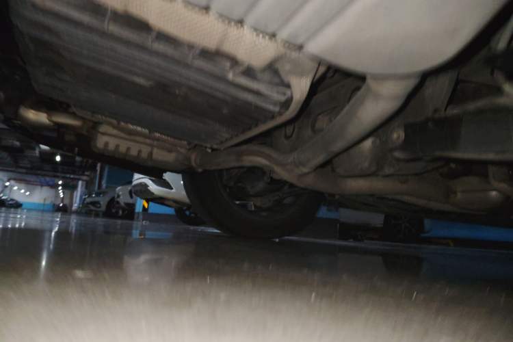 Used Mercedes-Benz C-Class 2017 C 200 Sport Edition Chassis Rear Right
