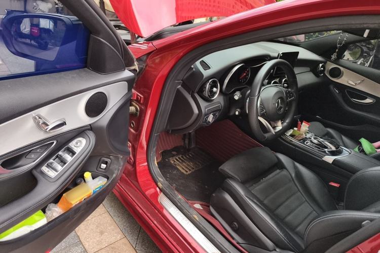 Used Mercedes-Benz C-Class 2017 C 200 Sport Edition Driver Seat