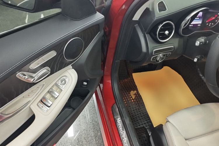 Used Mercedes-Benz C-Class 2017 C 200 L Sport Edition Driver Seat