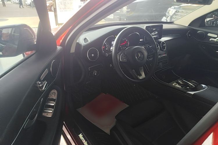 Used Mercedes-Benz C-Class 2017 C 200 L Sport Edition Driver Seat