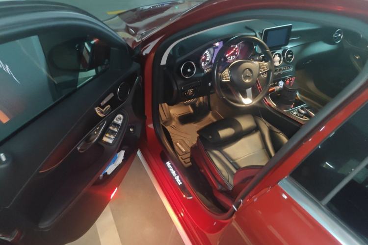 Used Mercedes-Benz C-Class 2017 Facelift C 200 L Driver Seat